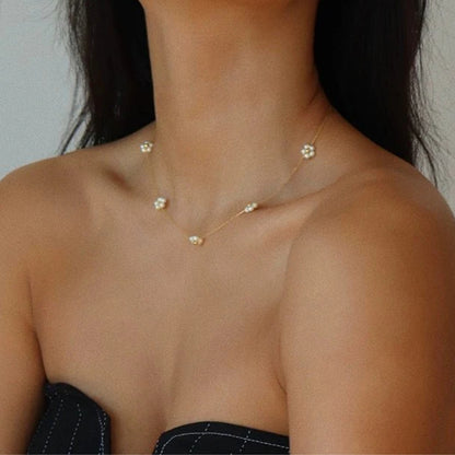 Flower Choker