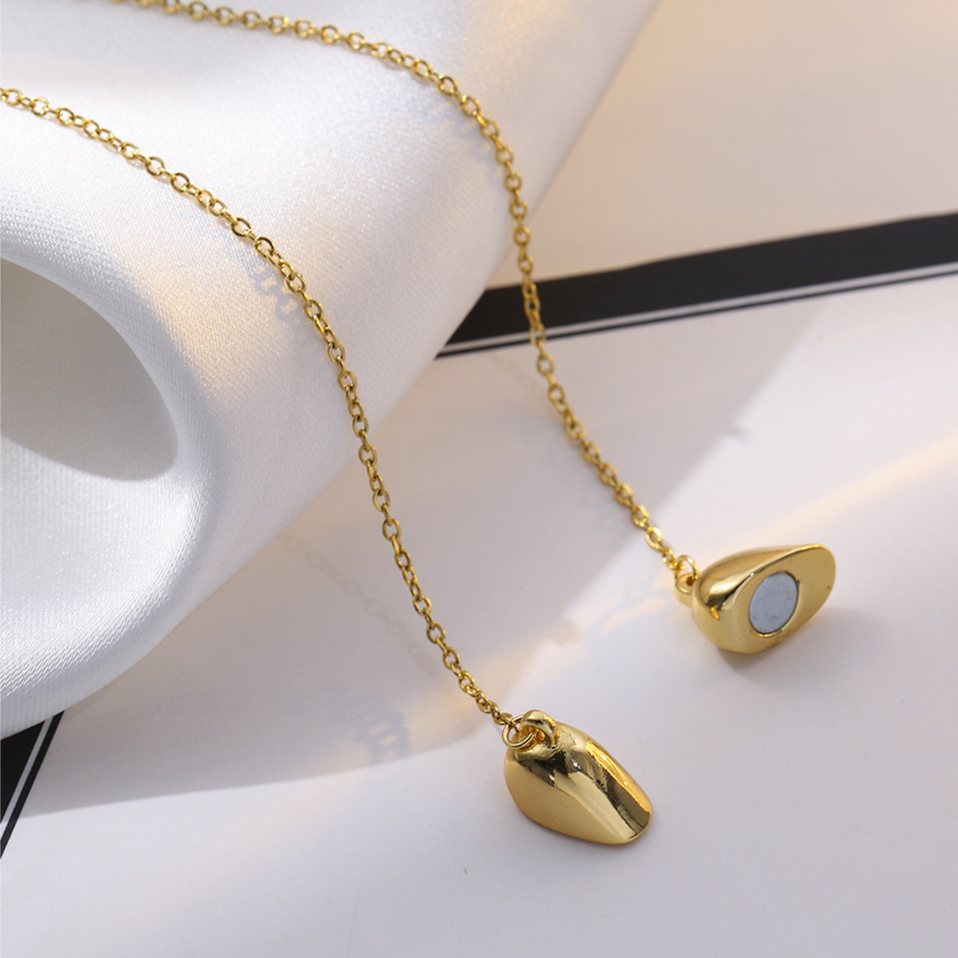 Magnetic Heart Halskette