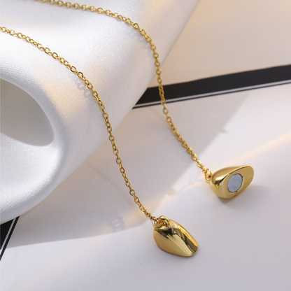 Magnetic Heart Halskette